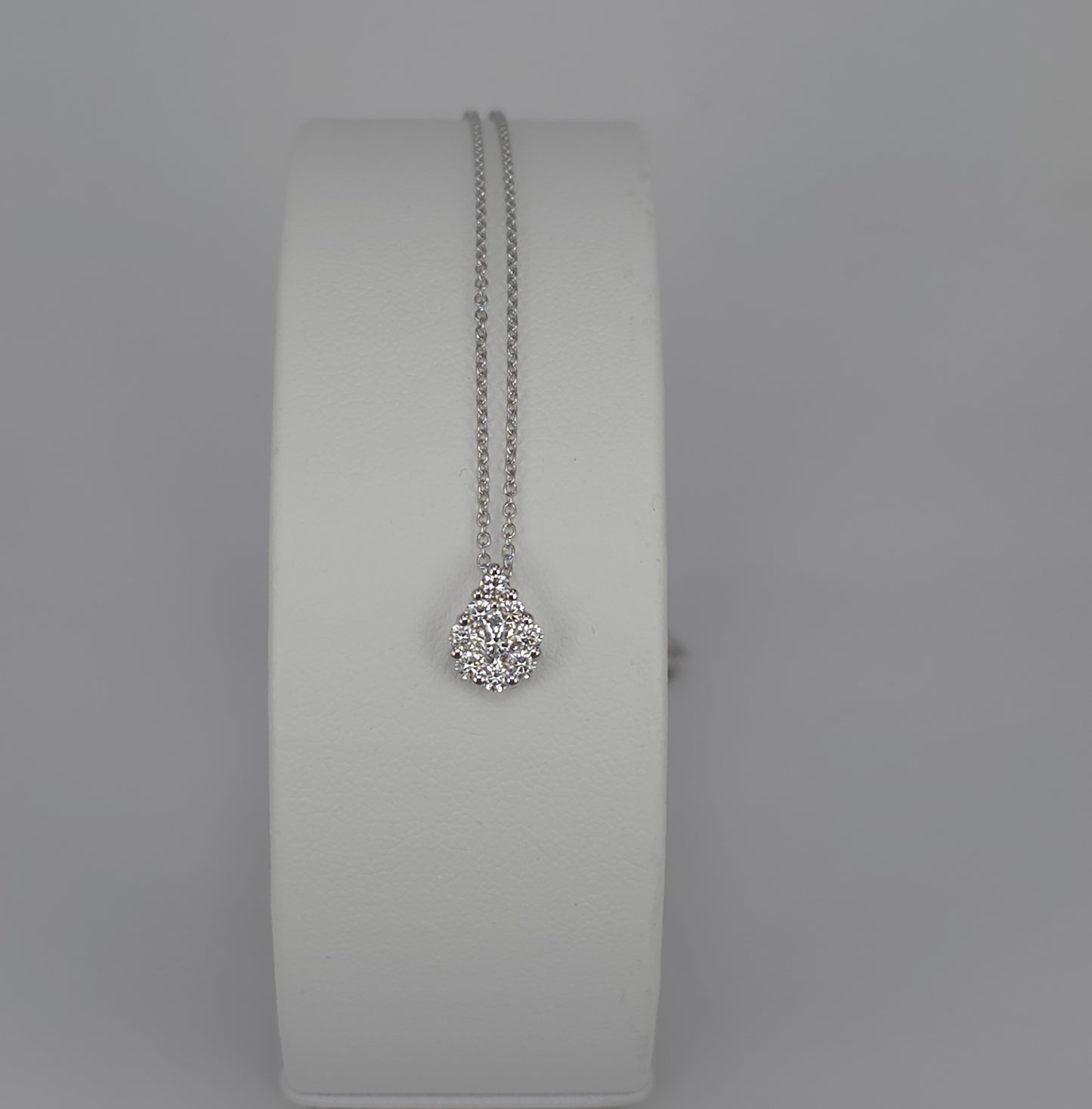 girocollo di gioielleria